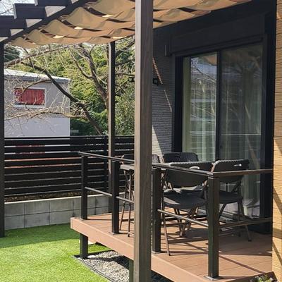 柏市 パーゴラ型ポーチ屋根+シェードでお庭をランクアップ。より居心地の良いデッキ空間へ。 柏市 パーゴラ型ポーチ屋根+シェードでお庭をランクアップ。より居心地の良いデッキ空間へ。