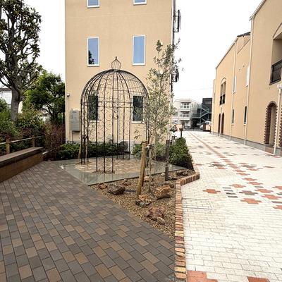 江戸川区 集合住宅の雰囲気をワンランク上げる、欧風デザインの外構工事 江戸川区 集合住宅の雰囲気をワンランク上げる、欧風デザインの外構工事